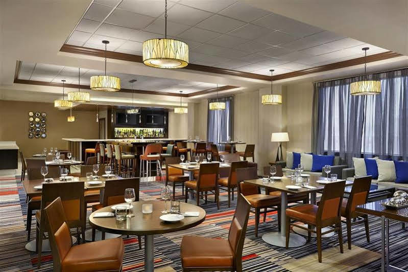 Four Points By Sheraton Kitchener-Ватерлоо Екстер'єр фото