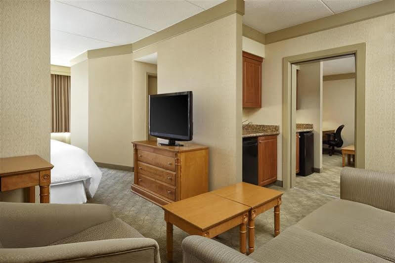 Four Points By Sheraton Kitchener-Ватерлоо Екстер'єр фото
