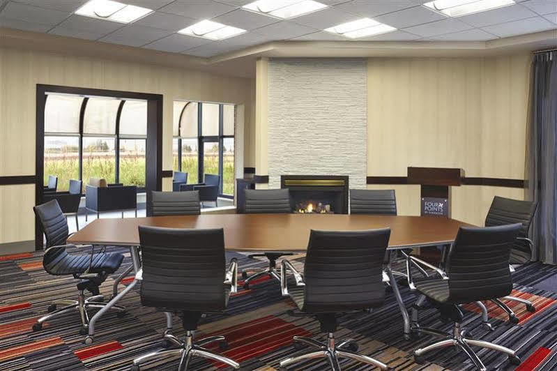 Four Points By Sheraton Kitchener-Ватерлоо Екстер'єр фото
